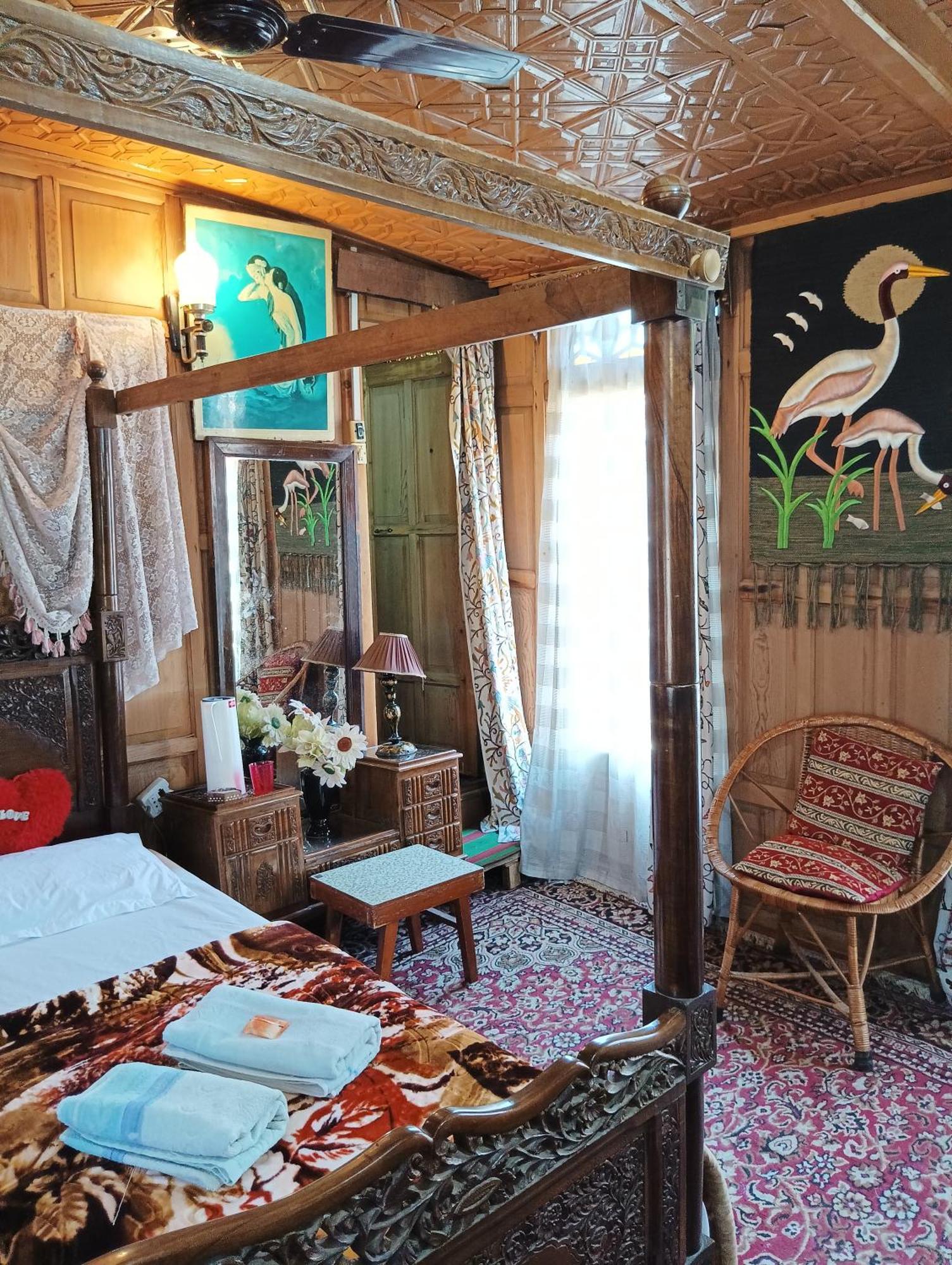 New Minar Group Of Houseboats Hotel Srīnagar Екстериор снимка