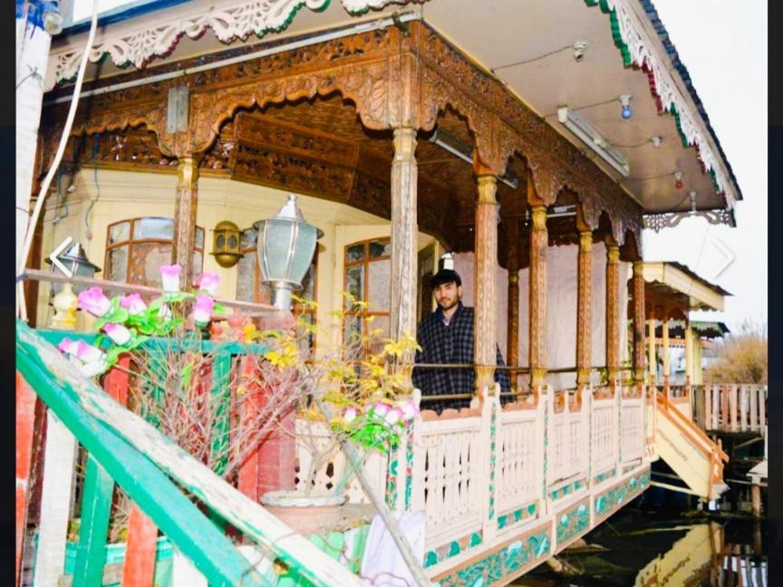 New Minar Group Of Houseboats Hotel Srīnagar Екстериор снимка